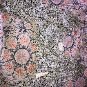 Grey Bandit Tops - Grey Bandit tue front top Grey Bandit Tops - Grey Bandit tue front top